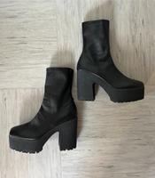 schwarze plattform stiefel Innenstadt - Köln Deutz Vorschau