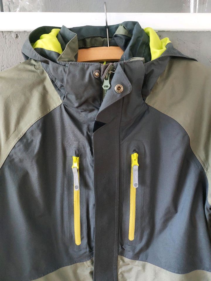 H&M Softshell Jacke gr.164 in Elmenhorst bei Grevesmühlen