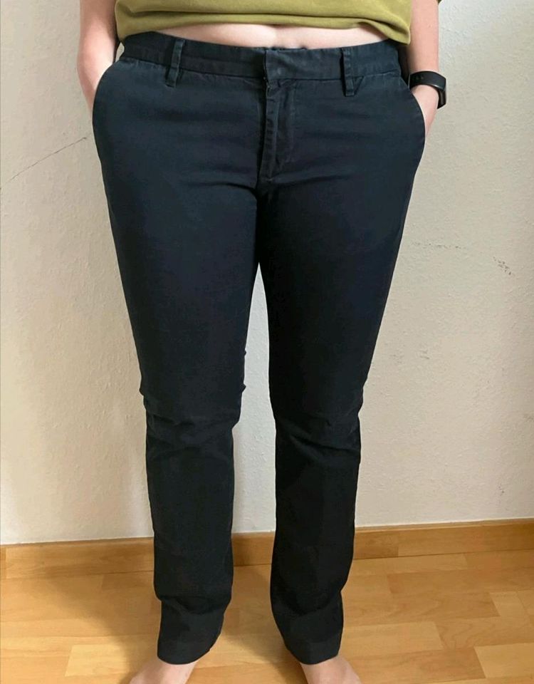 Schwarze Chino W32 von WE in Leipzig