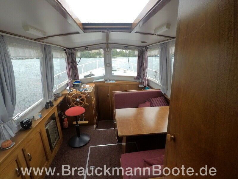 tolles Salonboot zum Wasserwandern Salonkruiser in Brandenburg an der Havel