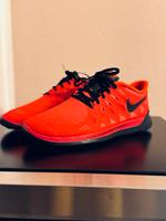 Nike Free 5.0 Gr. 44.5 rot / schwarz TOP selten Bayern - Cadolzburg Vorschau