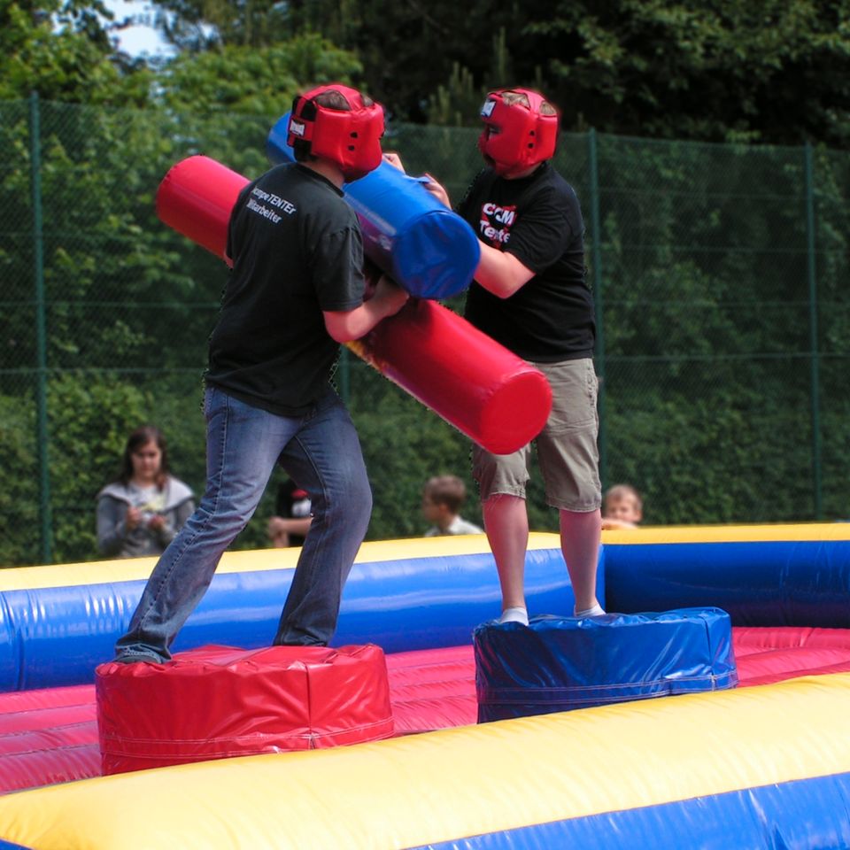 Gladiator mieten! Lieferung im Umkries inklusive! in Leichlingen