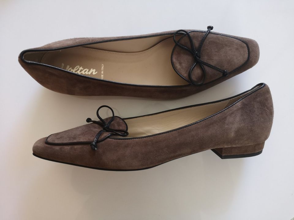 Damen Schuhe Ballerinas Slipper VOLTAN Gr 38,5 UK 5,5 braun Leder in Duisburg