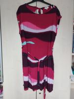 Beeren farbiges S.Oliver Kleid Gr.44 Nordrhein-Westfalen - Voerde (Niederrhein) Vorschau