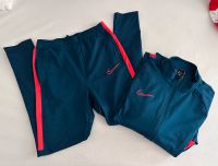 Nike Trainingsanzug Anzug Hose Jacke Gr. S TOP Nordrhein-Westfalen - Aldenhoven Vorschau