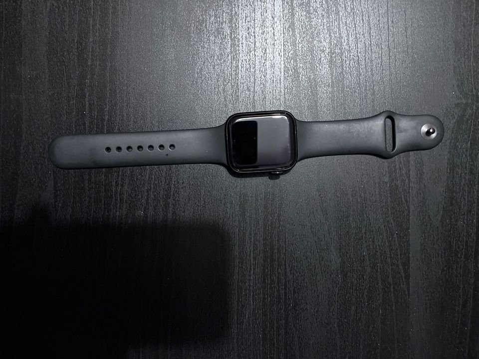 Apple Watch SE in Fachbach