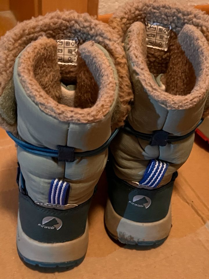 Finkid Winterstiefel VASA 24 super warm, leider schon zu klein in Kelheim