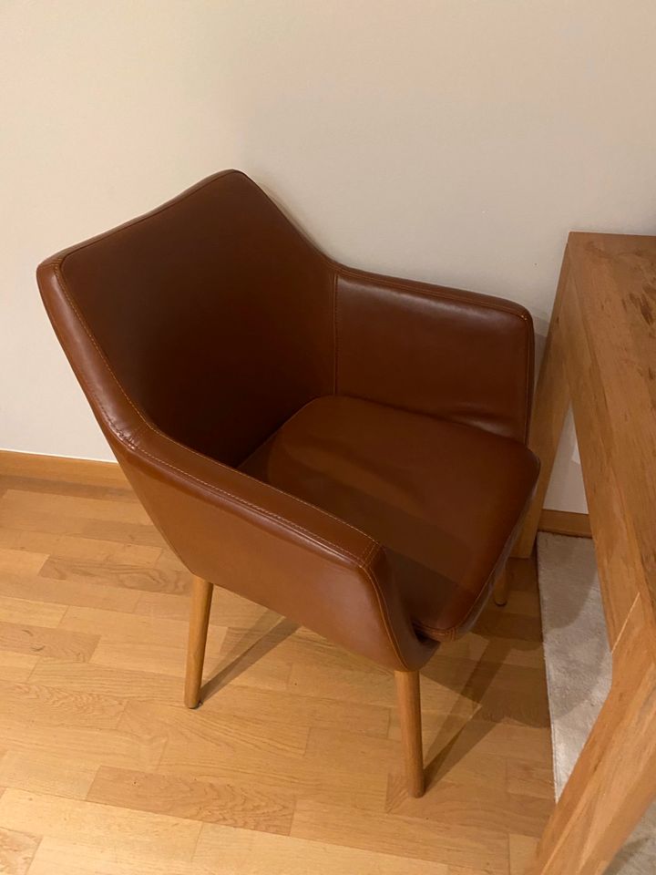 2x Stühle Stuhl Sessel braun Holz in Düsseldorf