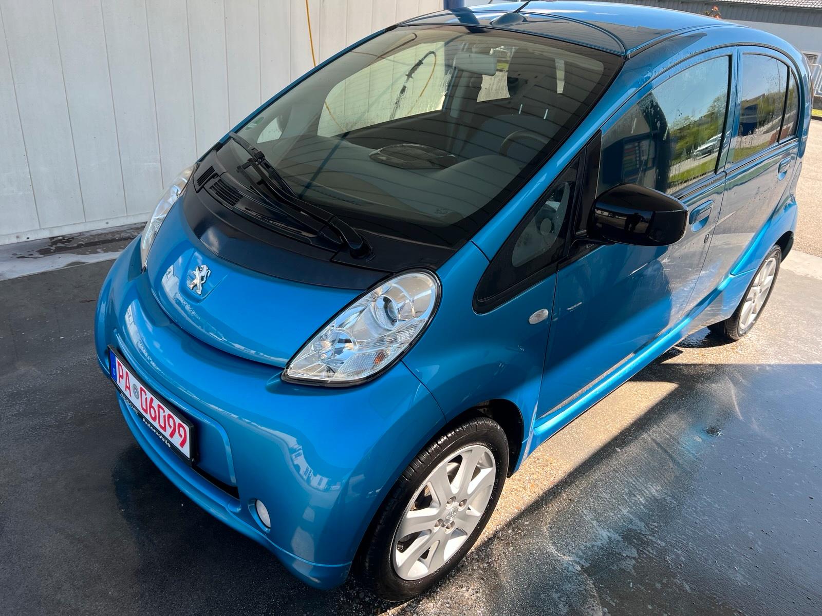 Abbildung des Autos Peugeot Ion Elektro