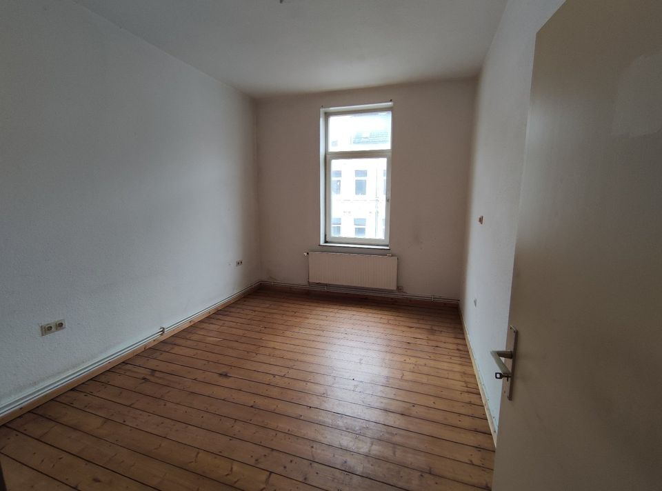 Helle 3-Zimmer-Wohnung, Dachboden, Keller, Uni Nähe in Hannover