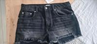 ROXY Jeans kurze Hose Shirts schwarz grau w 31 Sachsen-Anhalt - Blankenburg (Harz) Vorschau