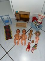 Alte Puppen Puppenstube 1960er Kaufladen Waage u.a. Baden-Württemberg - Brackenheim Vorschau