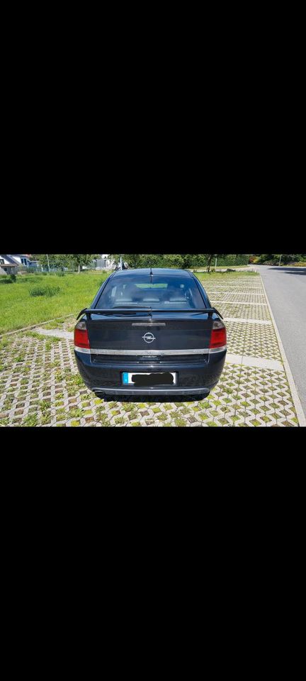 Opel Vectra C GTS in Jettingen