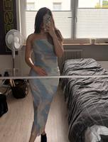 Kleid blau enganliegend xs Frau Sommer schulterfrei Saarbrücken-Mitte - Malstatt Vorschau