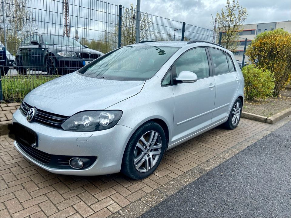 VW Golf plus 2,0 TDI AHK Klima Park Sensoren gute Ausstattung in Lünen