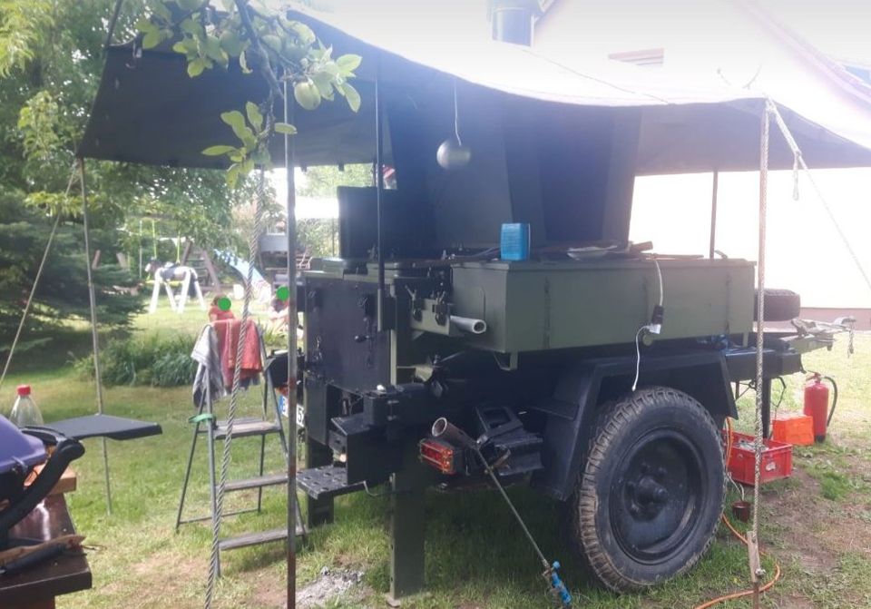 Gulaschkanone, Feldküche FKÜ 180/72 mieten in Wismar