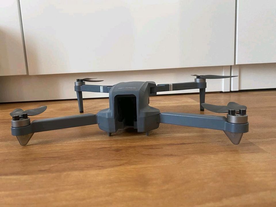 IDEA32 Drohne mit Kamera in Sulzbach an der Murr