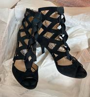 Jimmy Choo high heels 35 Schwarz Sandalette Stretch wie neu Berlin - Hohenschönhausen Vorschau