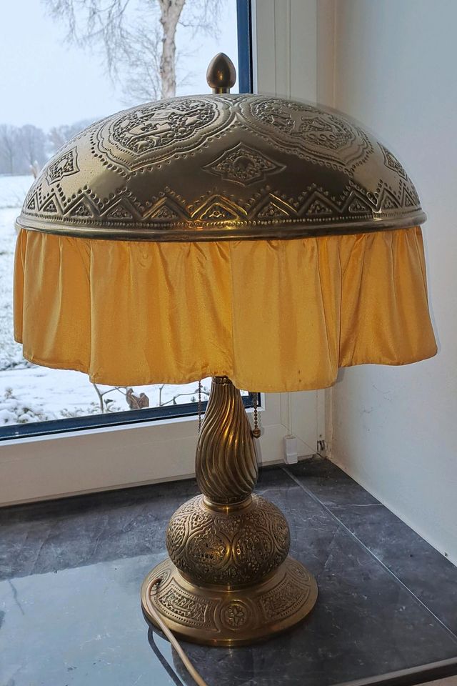 Antike Tischlampe wie aus 1001 Nacht in Bockhorn