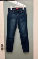 Guess Damen Jeans blau Gr. S (30) Bayern - Starnberg Vorschau