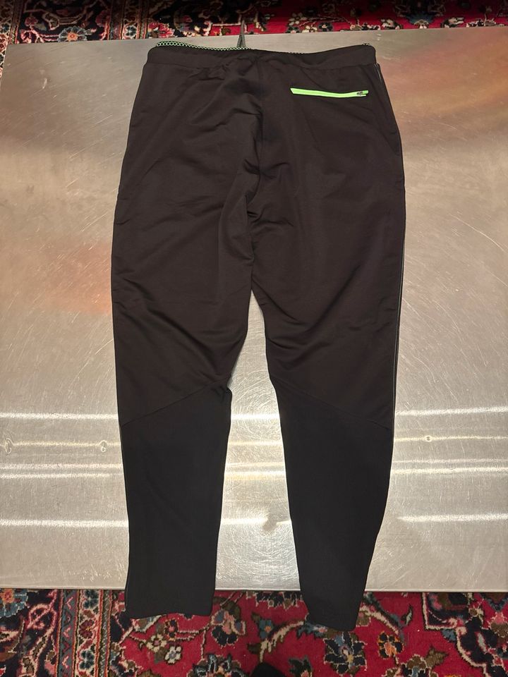 Superdry Sports Hose, Sporthose, Gym, XL in Bonn