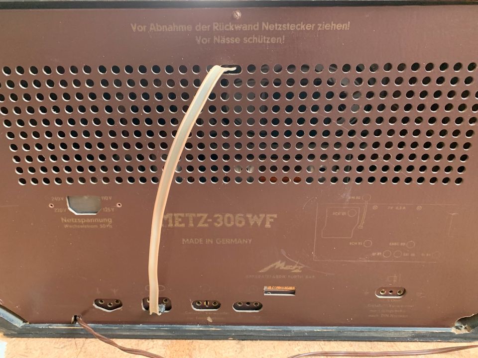 Metz 306 MF Radio Dachbodenfund Deko in Wickede (Ruhr)