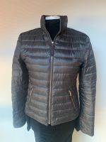 ZARA leichte Daunenjacke Jacke Größe M super Zustand!!! Nordrhein-Westfalen - Kreuztal Vorschau