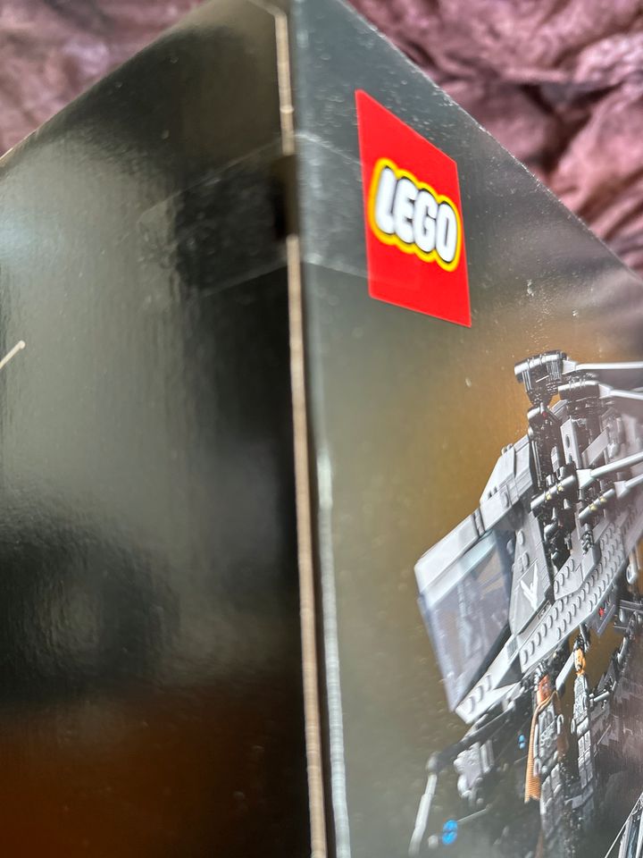 LEGO 10327 Dune Atreides Royal Ornithopter in Coburg