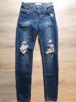 Jeans Damen Janina skinny blau used Look Löcher S 36 Sachsen - Zwoenitz Vorschau