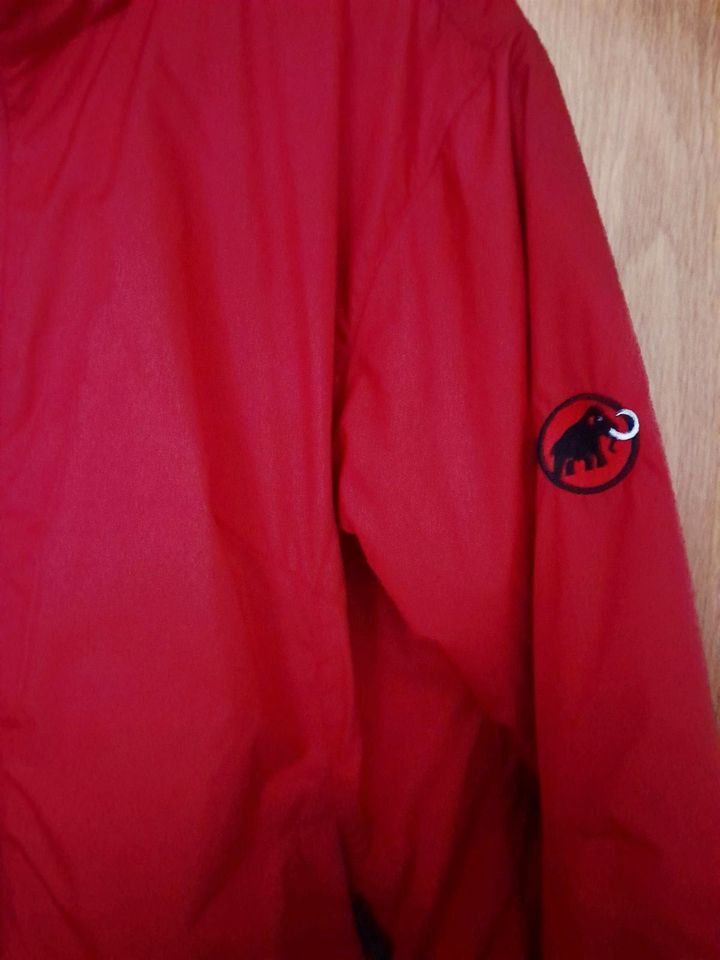 Mammut Jacke Gr M (38) in Burghausen