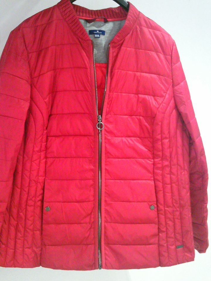 Tom Tailer Jacke Steppjacke Damen Gr.44 tailliert rubinrot in Vogtsburg