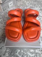 Tamaris Leder slides / Pantoletten grösse 37 neu Nordrhein-Westfalen - Detmold Vorschau