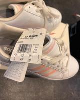 Adidas Schuhe Sneaker Größe 38 neu mit Etikett Nordrhein-Westfalen - Velbert Vorschau