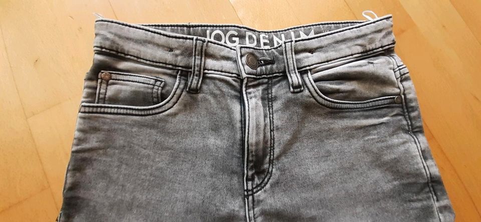 Shorts Jeans Gr. 158 in Salzkotten