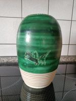 Unleserl. signierte Vase grün mit Pferdemotiv vermutl. Midcentury Baden-Württemberg - Lauda-Königshofen Vorschau