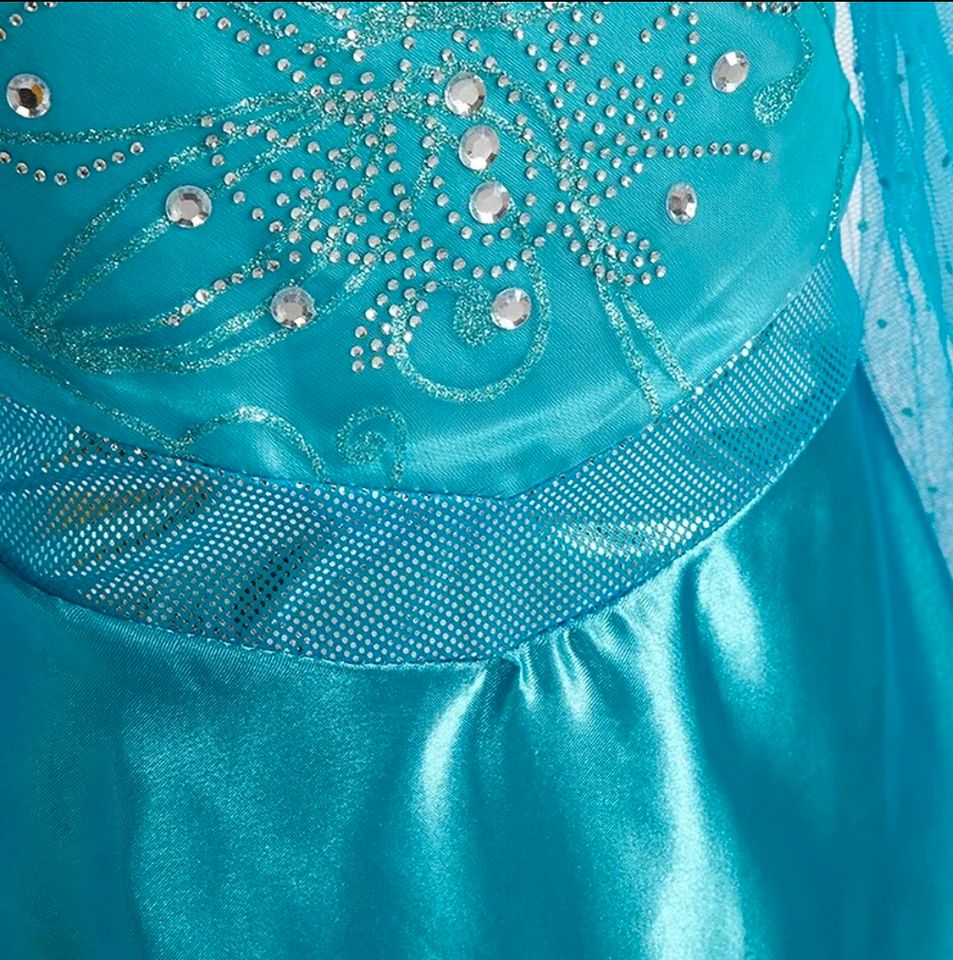 Mega schönes ELSA Frozen Kleid Tüll Glitzer Gr. 110/116 - NEU! in Hofheim am Taunus