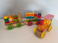 Holzzug Motorik Babyspielzeug Holz mit Licht und Sound Sachsen-Anhalt - Oschersleben (Bode) Vorschau