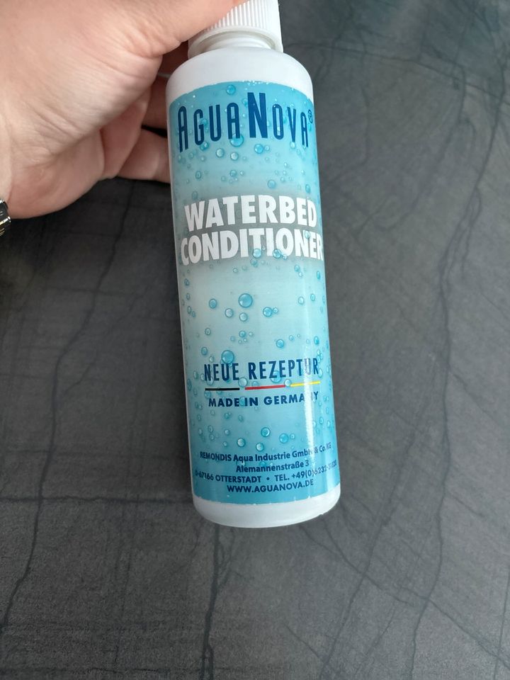 5 Flaschen Wasserbett  Conditioner NEU in Eppstein