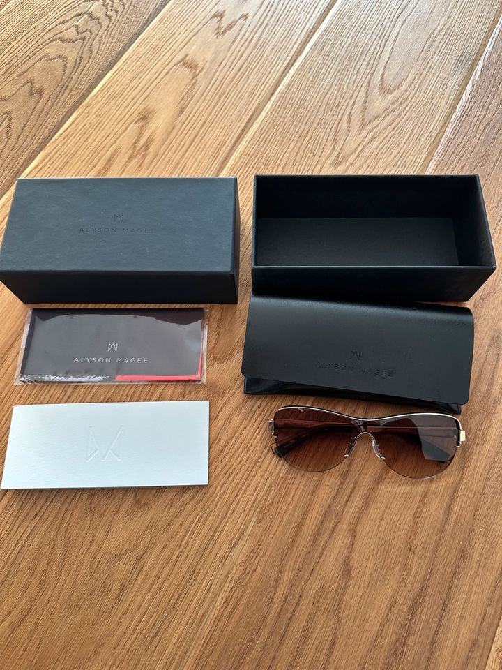 Alyson Magee Sonnenbrille AM7002 Braun/Gold Neu in Augsburg