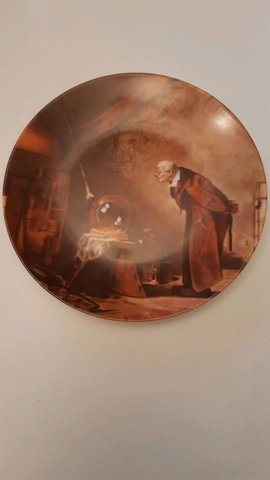 Porzellan Teller "Der Alchimist", Carl Spitzweg in Bonn