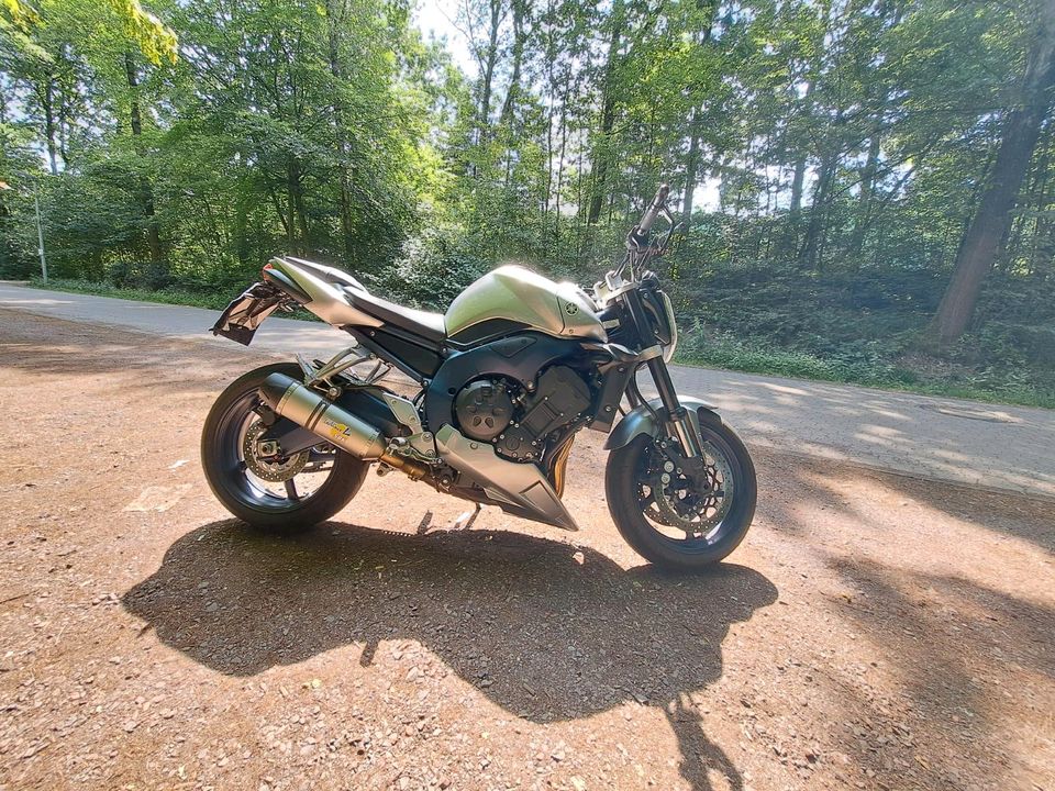 Yamaha FZ 1 RN 16 in Riegelsberg