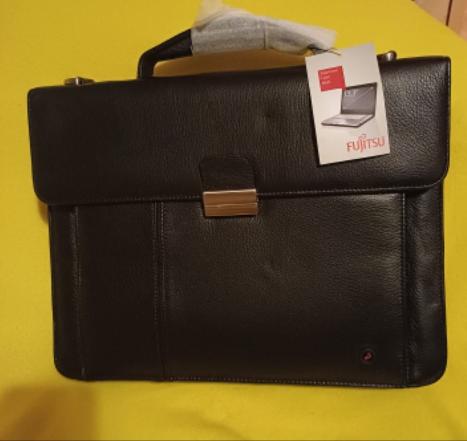 FUJITSU SIEMENS Laptop-Tasche in Düsseldorf