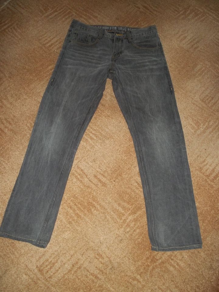 Mustang Herren Jeans Gr. 32/34 in Gladenbach