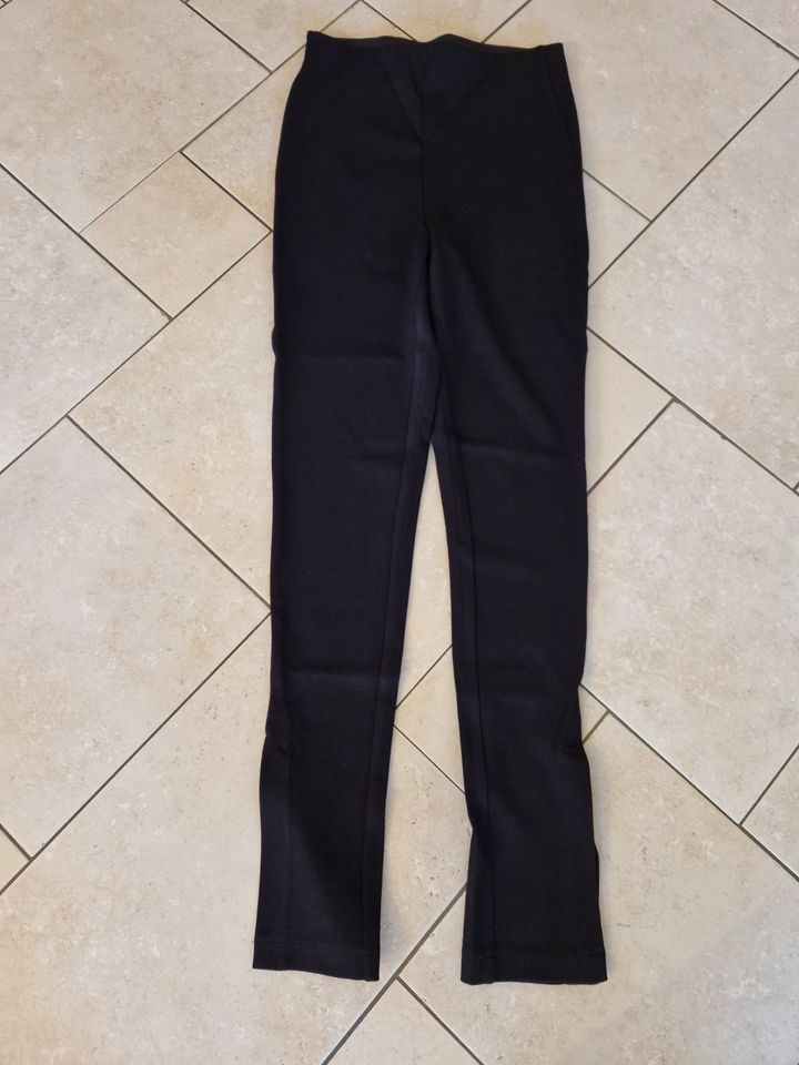 *Trödelmarkt Reithelm Hose Pulli Hollister zara xs s  34 36 * in Euskirchen