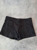 H&M Shorts / kurze Hose schwarz / grau, Gr. 146, 10-11 Jahre TOP Baden-Württemberg - Schönau im Schwarzwald Vorschau