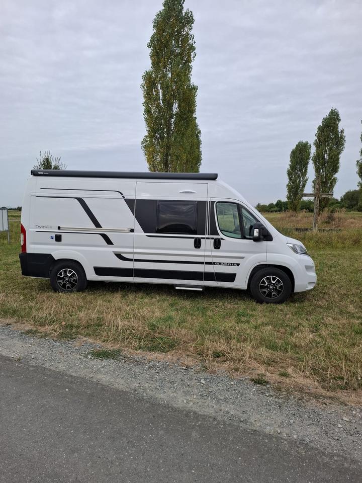 ADAC Wohnmobil mieten - Wohnmobilvermietung Adria Twin All IN SP in Bayreuth