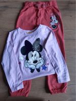 Minnie Maus Paket Jogginghose Pullover Gr 122 Sachsen - Chemnitz Vorschau