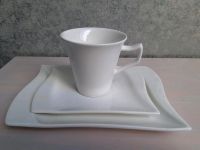 VAN WELL Porzellan Kaffeeservice Kaffeetasse Tasse Teller weiß Sachsen - Wittichenau Vorschau