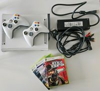 XBOX 360 inkl. 2 Controllern Köln - Lindenthal Vorschau