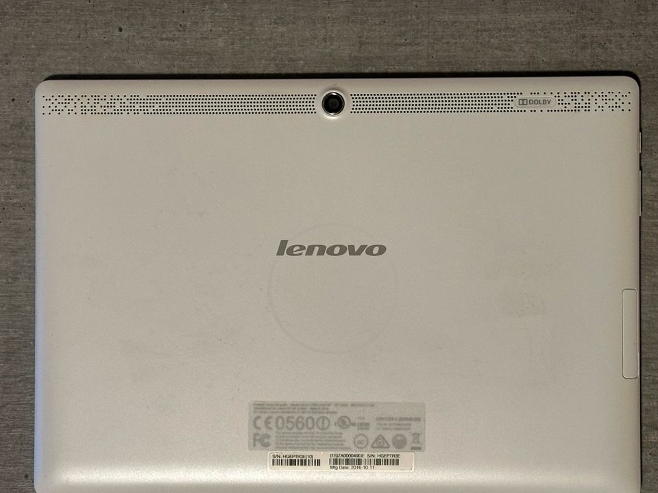 Lenovo Tab 2 A10-70F Tablet in Dinslaken